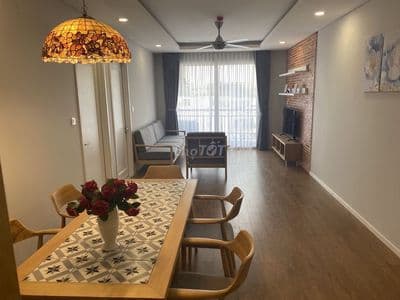 Cho thuê căn hộ dịch vụ 2PN Bình Thạnh, 60m2, đủ nội thất