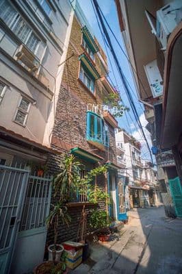 Cho thuê nhà nguyên căn Quận 3, 3PN, hẻm xe hơi
