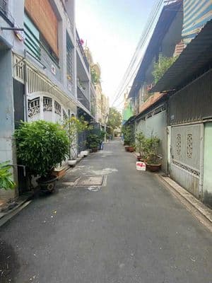 gia đình xuất cảnh bán gấp HXH lê Văn Sỹ 6x15 giá chỉ 12.3 tỷ