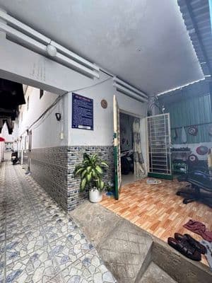 BÁN DÃY NHÀ TRỌ 95M2 5 PHÒNG HẺM 1716 HUỲNH TẤN PHÁT GẦN CẦU PHÚ XUÂN