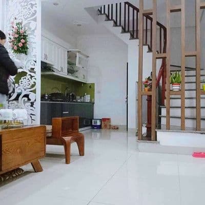 Nhà Đẹp Nguyễn Văn Cừ 30m - 2PN Chỉ 9 Triệu – Vào Ở Ngay!