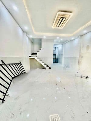 Nhà Bán ph Hiệp Thành DT4.5x14 Pháp Lý SHR C Giá 3 ty 179t