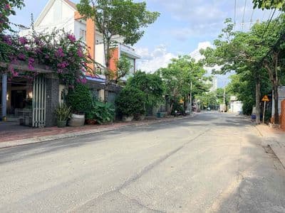 Bán gấp nhà C4 có gác Lái Thiêu đường 5m thông, 95m2 giá 3,6 tỷ