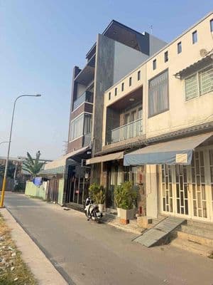 NHÀ HẺM XE TẢI 1135. HUỲNH TẤN PHÁT- Q.7