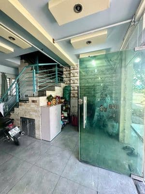 CHO THUÊ NHÀ MẶT TIỀN GẦN CẦU VƯỢT TÂN THỚI HIỆP & METRO QUẬN 12