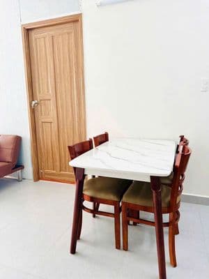 CHO THUÊ CĂN HỘ 2PN RỘNG CÓ NỘI THẤT