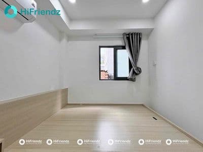 căn hộ cửa sổ gần ngã tư thủ đức