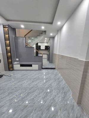 nhà bán lạc long quân gần cư xá lử gia hẻm 3m 4 x10 1 lầu .1 lửng 3pn