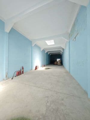 Nhà mặt tiền ngang 6m dài 43m - đường đông đúc