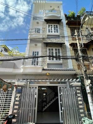 NHÀ ĐẸP MT SÔNG ĐÀ_4,5x19m_TRỆT 3 LẦU, NỘI THẤT CB.