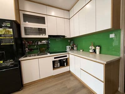 BÁN GẤP CC 2N GIÁ QUANH 4 TỶ- VINHOMES SMART CITY