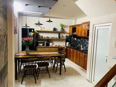 Cho thuê nhà 4 tầng kiệt Lê Đình Lý full nội thất 15 triệu