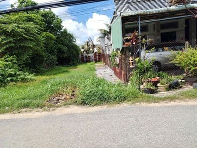 Đất gần Vin cho anh chị đây ạ 90m2 1ty8 đường thanh niên Hóc Môn .