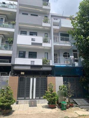 Nhà bán 5 Tầng-5 x 17-5 pn,6 Wc Mt 12m KDC Greenlife 13C xã Phong ph