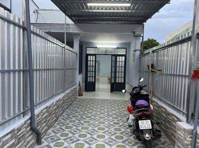 Cho thuê nhà nguyên căn hẻm xe tải Kho C 96 Đào tông Nguyên - Nhà
