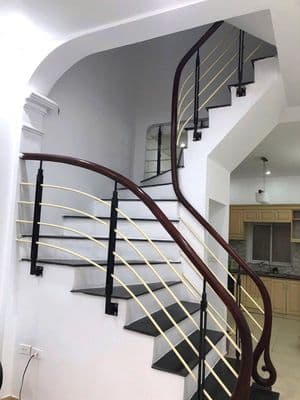 ngõ 149 trung kính 55m x 4T ô tô đỗ cửa