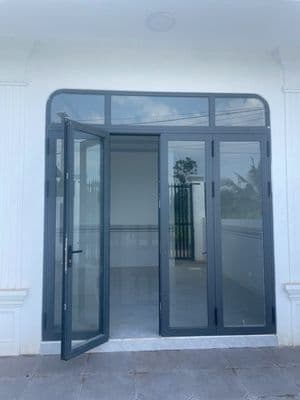 CHO THUÊ NHÀ MỚI XÂY GẦN THPT VĂN LANG VÀ QL1, XÃ HƯNG THỊNH: 3PN+2WC