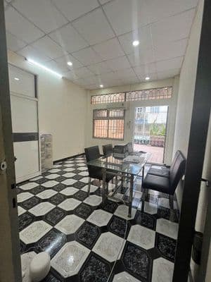 CHO THUÊ NHÀ HẺM Ô TÔ KẾ BÊN TRƯỜNG ĐẠI HỌC HUTECH