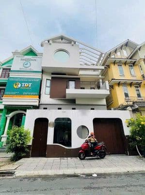 Cho thuê gấp biệt thự góc 2MT 36A Chế Lan Viên, P.Tây Thạnh, Q.TânPhú