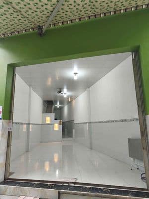 mình cần bán nhà 1 trệt 1 lầu 2 căn nhà cấp 4