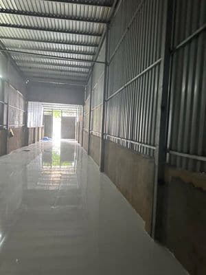 cho thuê nhà Mặt tiền Lò Gốm , P8, Q6 cấp 4 đẹp, 13 triệu