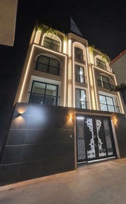 chủ mới xây xong gửi liền nhà mới full nội thất sát MT Phạm Văn Chiêu