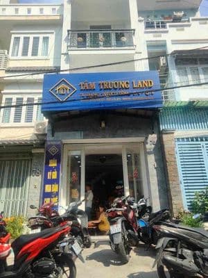 Mặt tiền nội bộ p4 q8 3m5 x 15m 4 tầng đúc Btct sh riêng