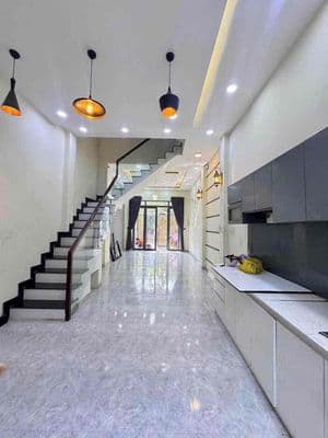CHO THUÊ NHÀ LÒ LU 3 TẦNG HẺM XE HƠI 4PN4WC