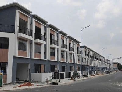 NHÀ 1 TRỆT 1 LỬNG 1 LẦU, CHỈ 440TR NHÀ HOÀN THIỆN FULL NỘI THẤT