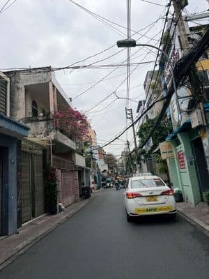CHDV, 14 Phòng ,Đường Nguyễn Trọng Tuyển PN Ngang 5M ,105M2, giá:17Tỷ