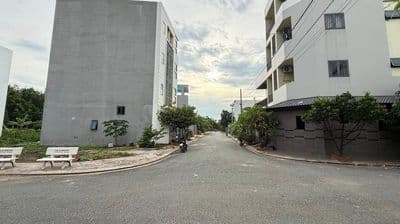 NỀN GÓC 2 MT HẺM 32 VÕ VĂN HÁT - 5,6 TỶ/86M2 NGANG 7M