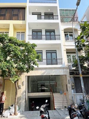 Cho thuê tòa nhà văn phòng 5 tầng sàn trống suốt an phú an khánh q2