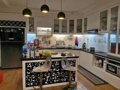 Bán căn hộ chung cư 153 m², gần trung tâm Phường Bình Trưng.