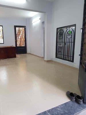 Nhà cho thuê làm văn phòng chuyển phát