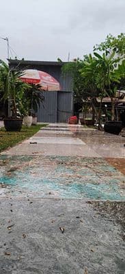 Cho thuê đất mặt tiền đường có nhà