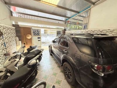 Bán nhà hẻm ô tô đường Lê Lợi