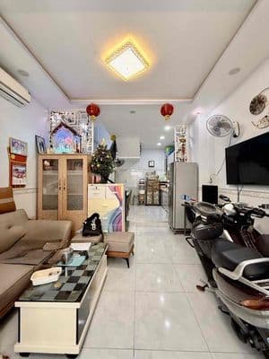 4 10m, BÁN NHÀ 2 TẦNG NGUYỄN VĂN LƯỢNG, HXH, P16 GÒ VẤP 4 TỶ NHỈNH