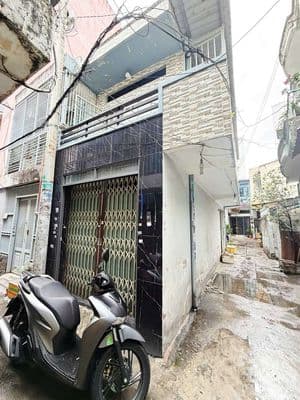 Nhà nguyên căn Thạch Lam. (2pn, 2wc). DTSD 81M2