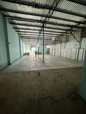 cho thuê KHO đường VĂN CAO 10x21M, Giá 15 Triệu