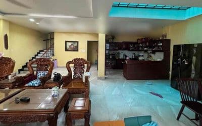 Nhà đẹp ngang 8m gần phạm văn đồng 3 tầng