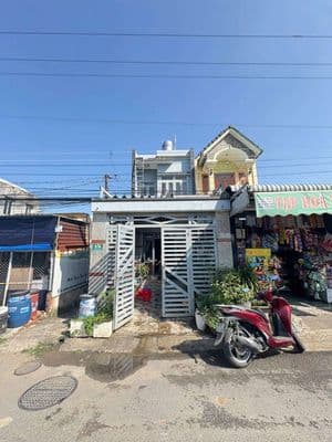 Nhà phố 92m mặt tiền Nguyễn Công Trứ gần BigC Go p. Đông Hòa Dĩ An
