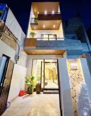 70m2 nhà đẹp 3 tầng kiệt 3m trưng nữ vương