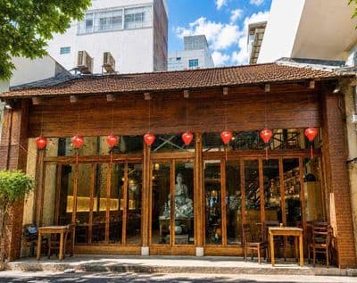Biệt thự ngang 9m lê thị hồng gấm – quận 1 | sân vườn hiếm có