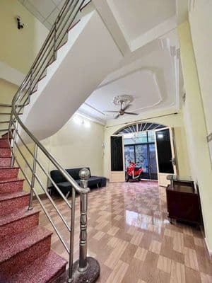 Nhà có nội thất, 3PN Lâm Văn Bền Q.7