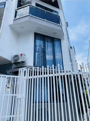 Bán Nhà Hẻm 4m Ông Ích Khiêm P14 Quận 11. 2 lầu Sân thượng