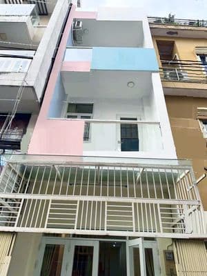 Cho thuê nhà mặt tiền 28 Ngô Thời Nhiệm, Phường 17, Quận Phú Nhuận