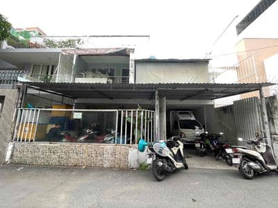 Biệt thự núp hẻm - mặt tiền nguyễn huy tưởng - quận bình thạnh !