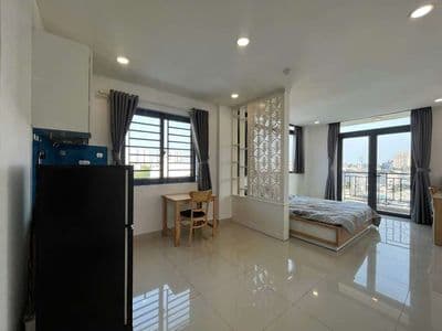 Cho thuê căn hộ studio ban công full nội thất Nguyễn Văn Cừ Quận 5