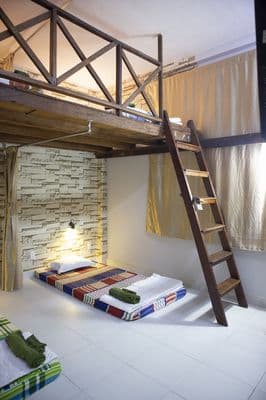 cho thuê căn hộ chung cư lầu 4
