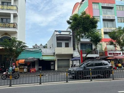 Mặt tiền nguyễn văn luông đoạn đẹp (3.5x16.5) có lề 8m